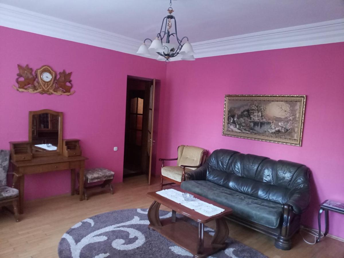 Knaus Apartments Chernivtsi Εξωτερικό φωτογραφία