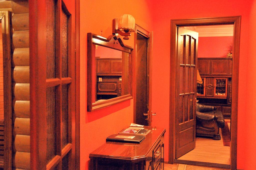 Knaus Apartments Chernivtsi Εξωτερικό φωτογραφία